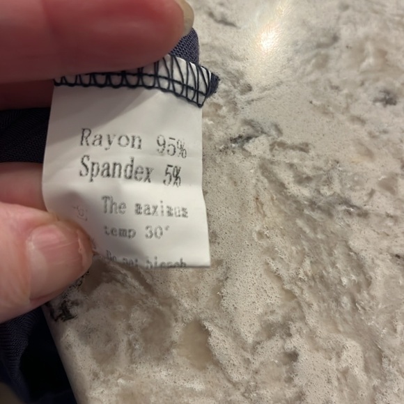 Qixing NWT Cold Sholder Dress - Picture 5 of 5